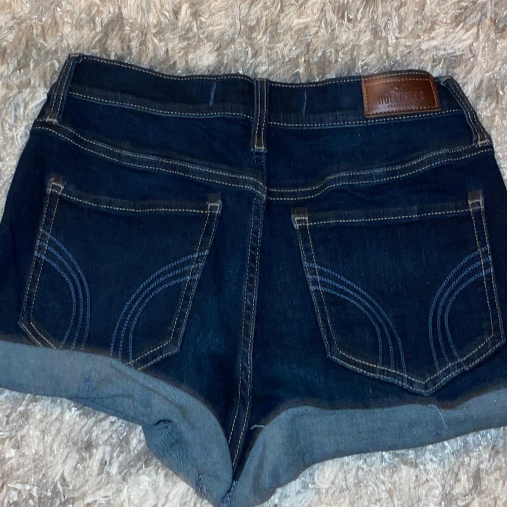 Shorts - Picture 2 of 2